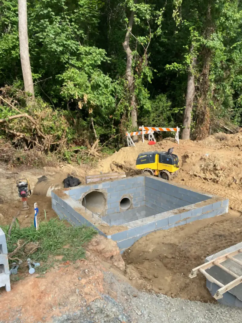 Precast box culvert set in a drainage run